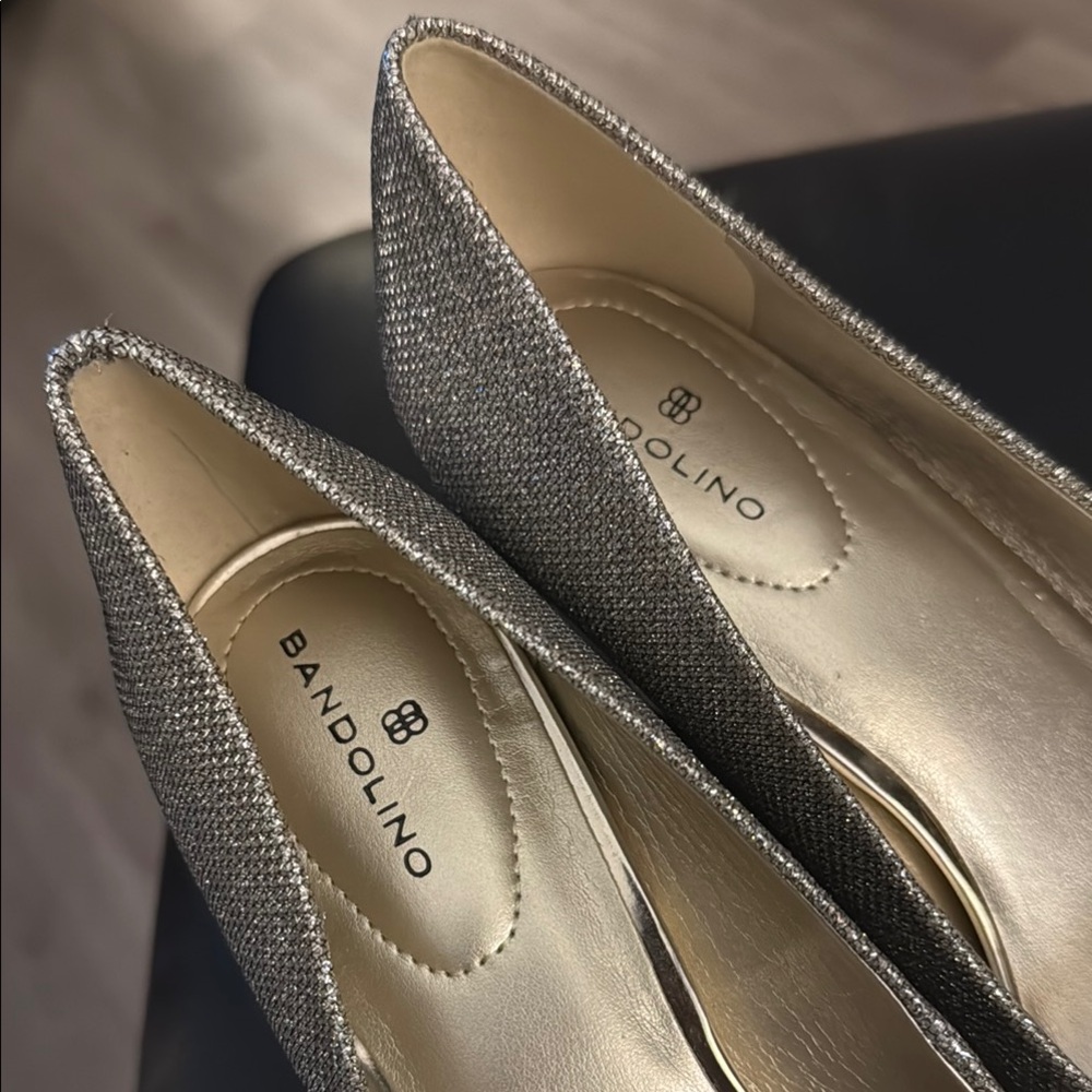 Bandolino
Women's Rainaa Peep Toe Platform Stiletto Pumps Size 10 BRAND NEW❣️ - Picture 8 of 15